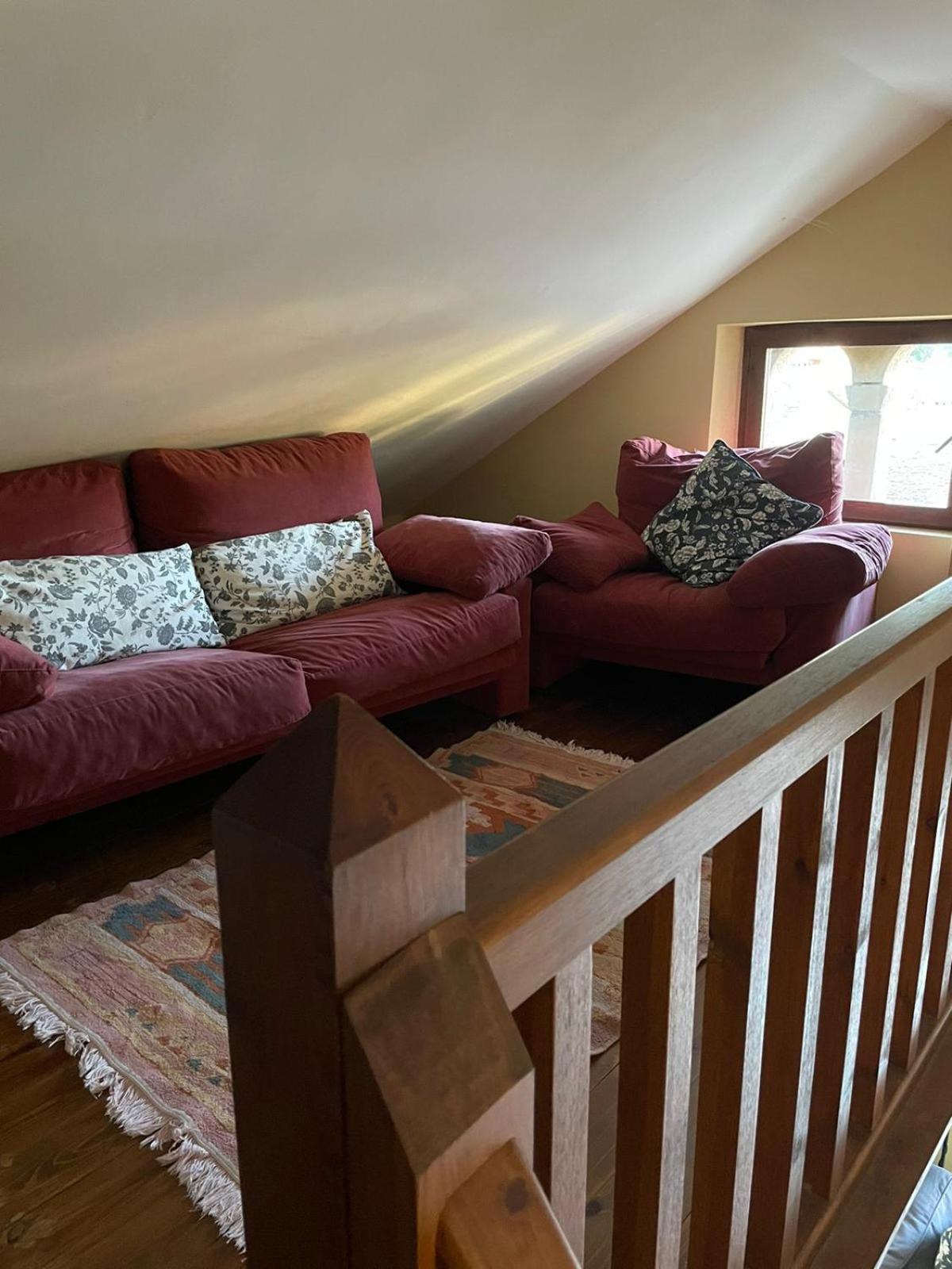 Santa Cruz de la Serós Apartamentos Turisticos San Juan De La Pena מראה חיצוני תמונה
